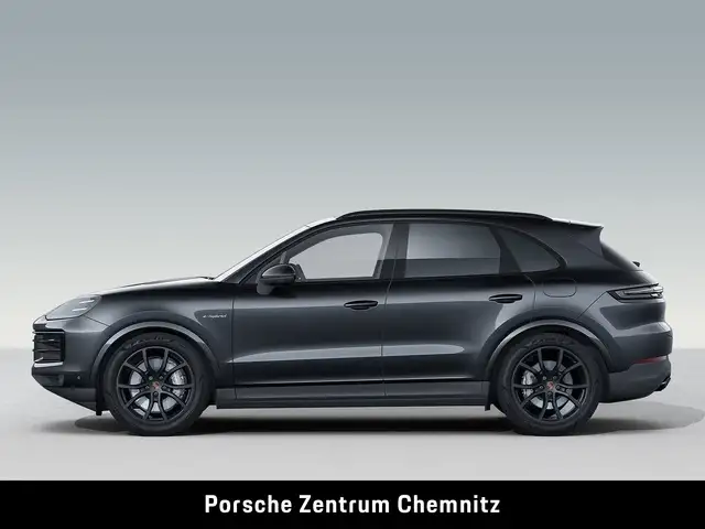 Porsche Cayenne view 2