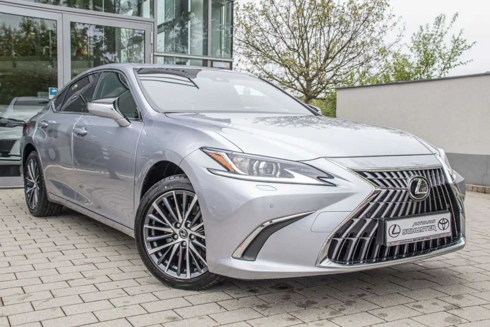 Lexus ES 300 300h Business Line Silber - 1
