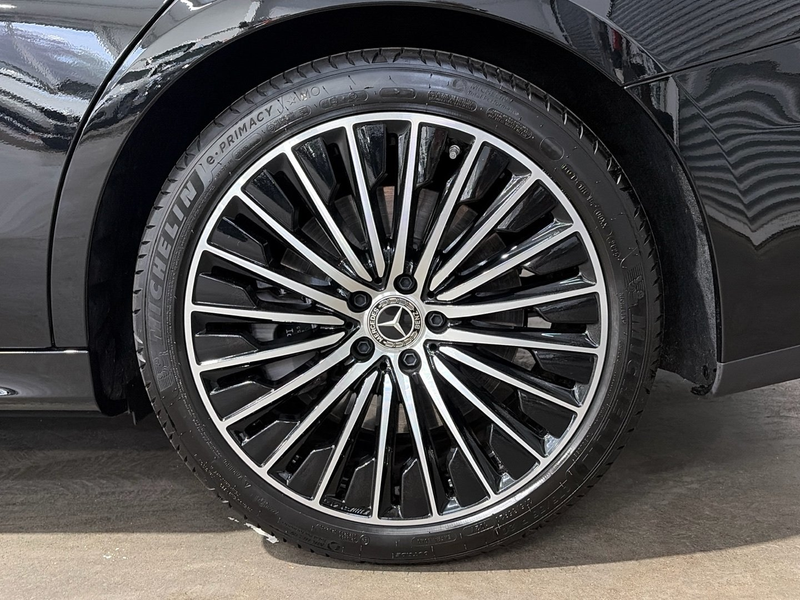 Mercedes-Benz E 450 d 4M T AMG Distronic DigitalLight Pano AHK — photo 8