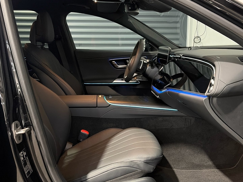 Mercedes-Benz E 450 d 4M T AMG Distronic DigitalLight Pano AHK — photo 14