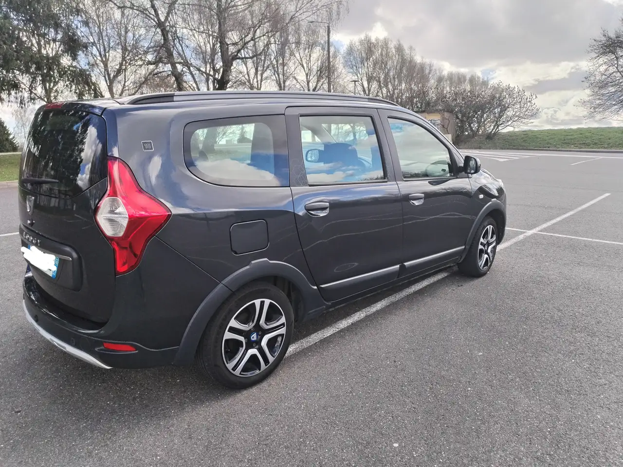 Dacia Lodgy TCe 130 FAP 5 places Stepway