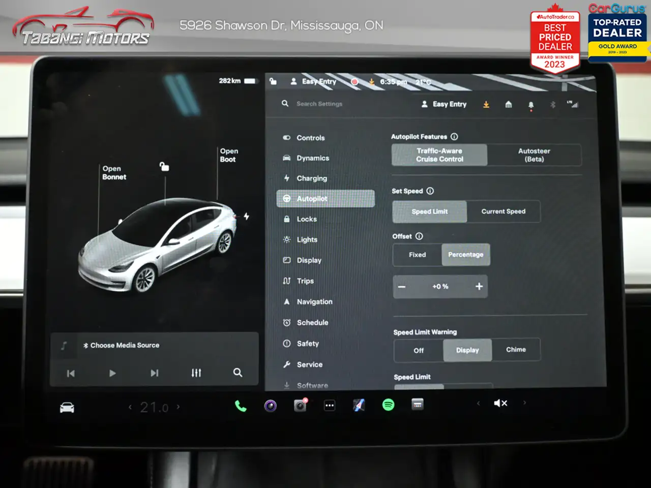 Tesla Model 3 fotografie Tesla Model 3