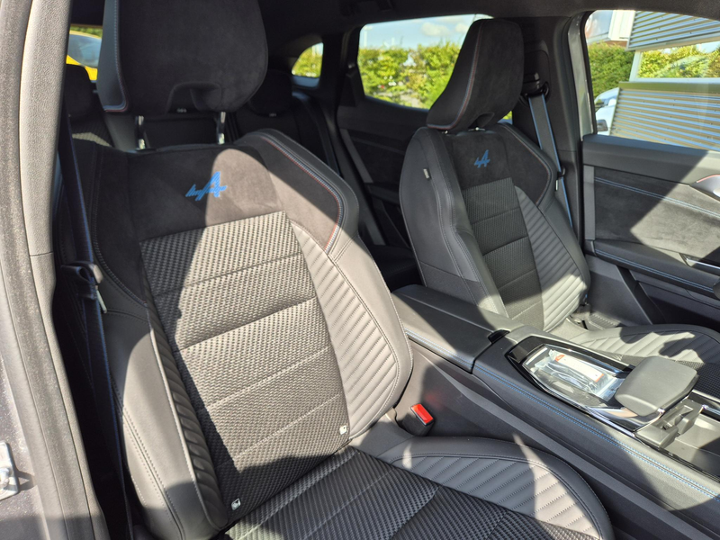 Renault Austral 1.2 E-Tech full hybrid 200 esprit Alpine Nw model, — photo 33