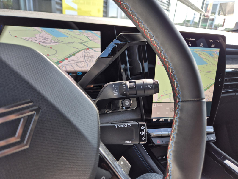 Renault Austral 1.2 E-Tech full hybrid 200 esprit Alpine Nw model, — photo 13