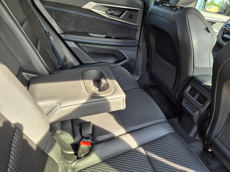 Renault Austral 1.2 E-Tech full hybrid 200 esprit Alpine Nw model, — photo 38