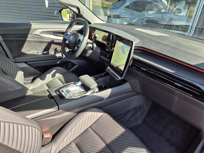 Renault Austral 1.2 E-Tech full hybrid 200 esprit Alpine Nw model, — photo 32