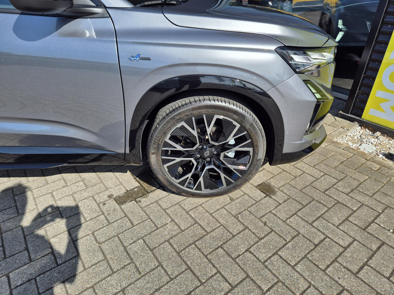 Renault Austral 1.2 E-Tech full hybrid 200 esprit Alpine Nw model, — photo 44
