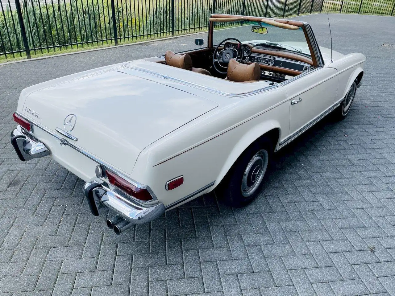 Mercedes-Benz SL 280 W113 Pagode, foto 10