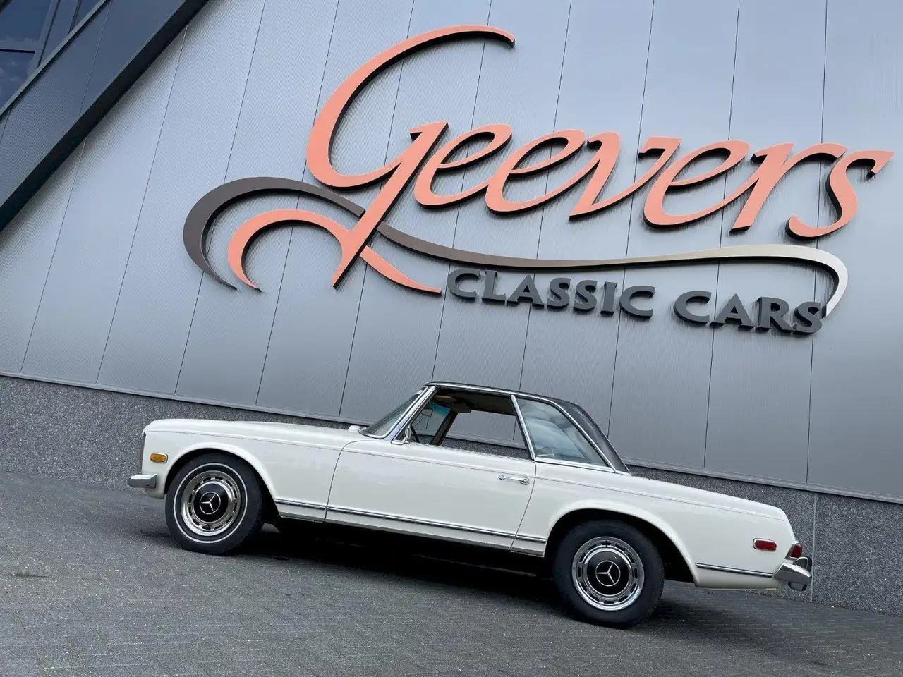 Mercedes-Benz SL-Class SL 280 1969