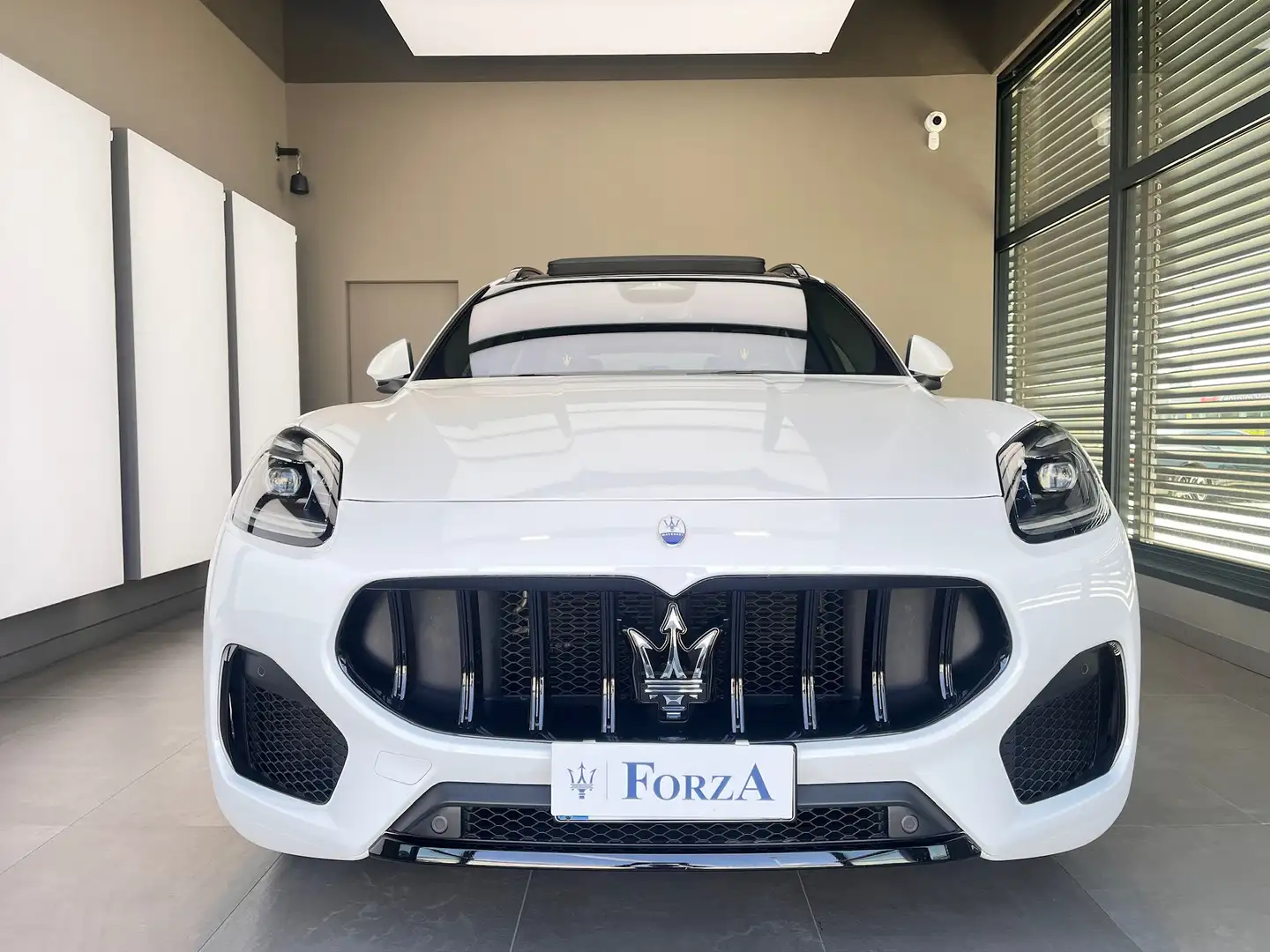 Maserati Grecale Grecale 2.0 mhev Modena 330cv auto Blanc - 2