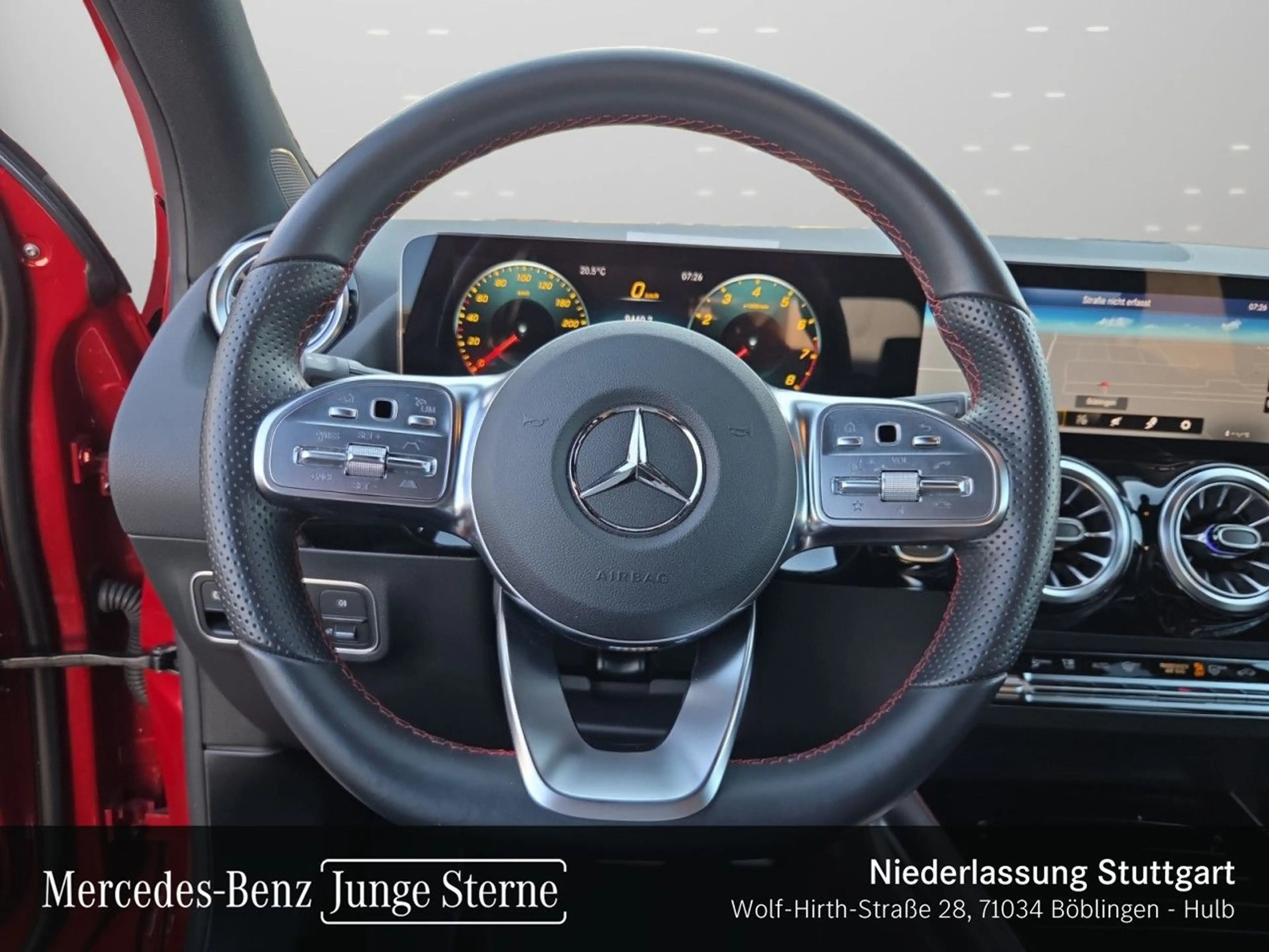 Mercedes-Benz GLA 35 AMG GLA 35 4M AMG+PANO+360°+MULTIBEAM+8G — photo 13