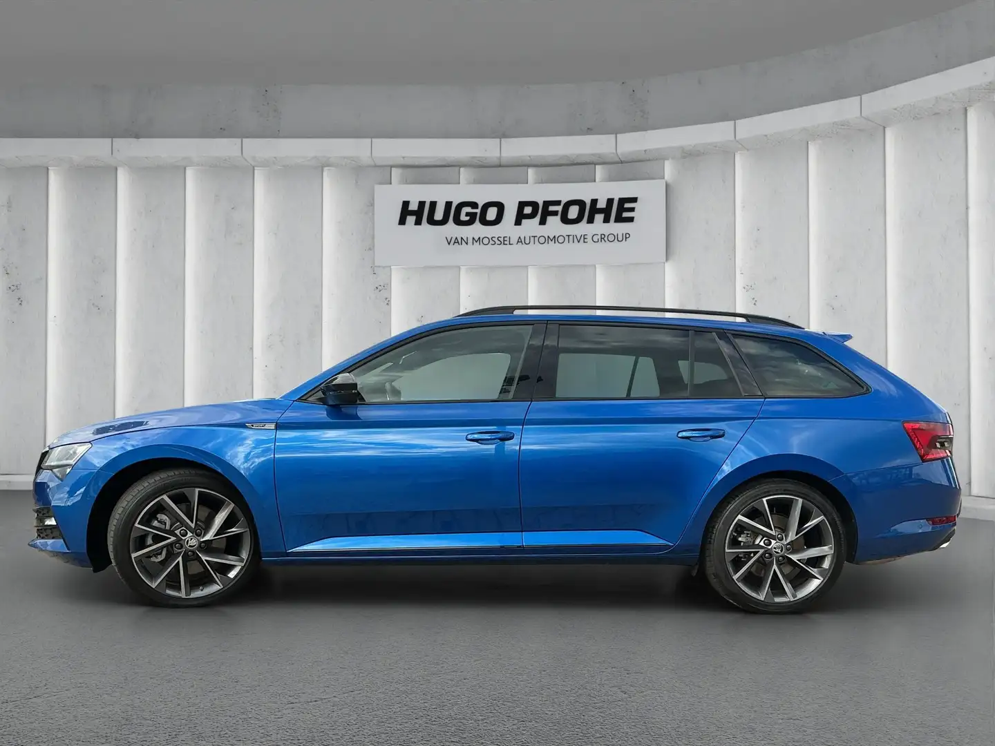 Skoda Superb Combi 2.0 TSI Sportline 4x4 OPF Blau - 2