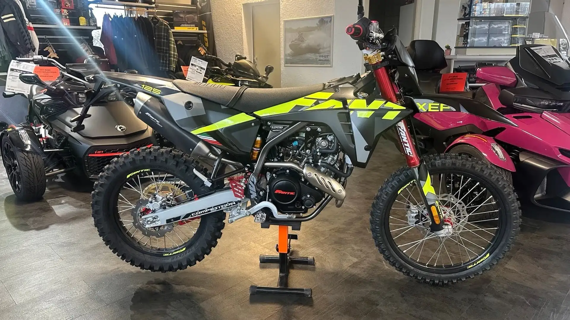 Fantic 125E XEF 125 Enduro Competition Modell 2025 Negro - 1