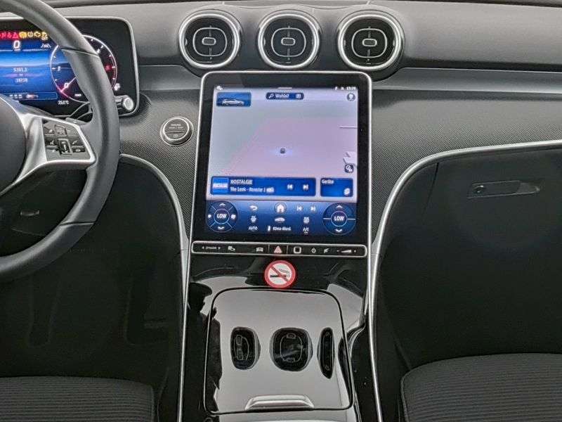 Mercedes-Benz C 220