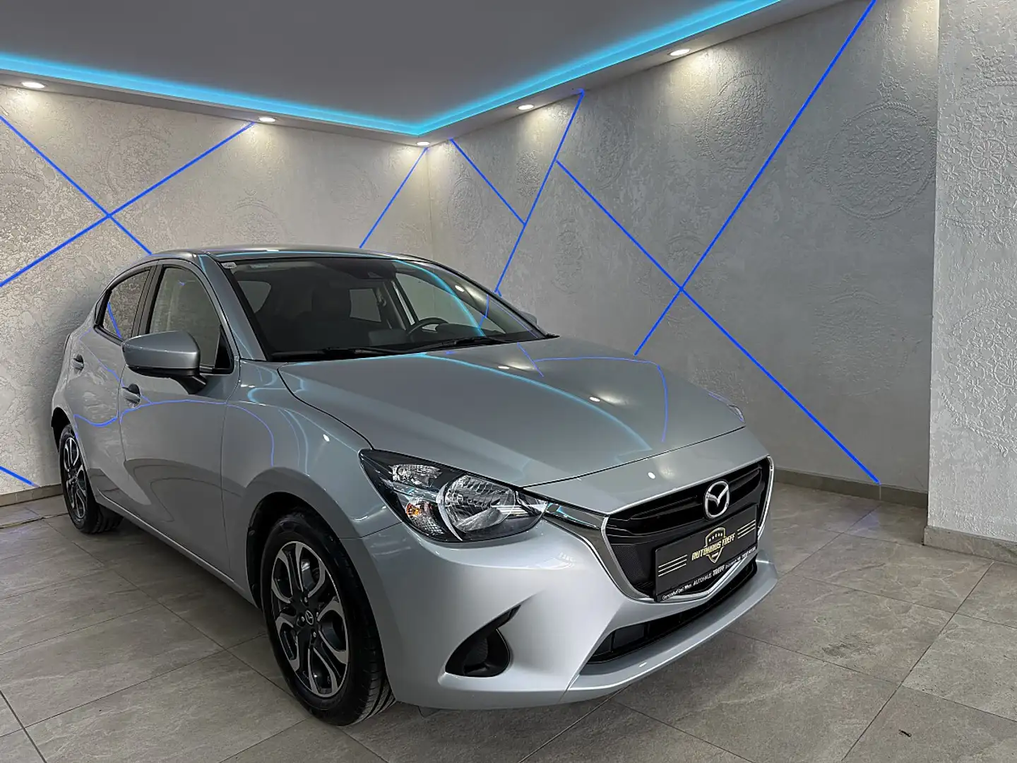 Mazda 2 Mazda2 G75 Takumi*PDC*TOTWINKEL*SPUR*SITZHEIZUN... Grau - 1