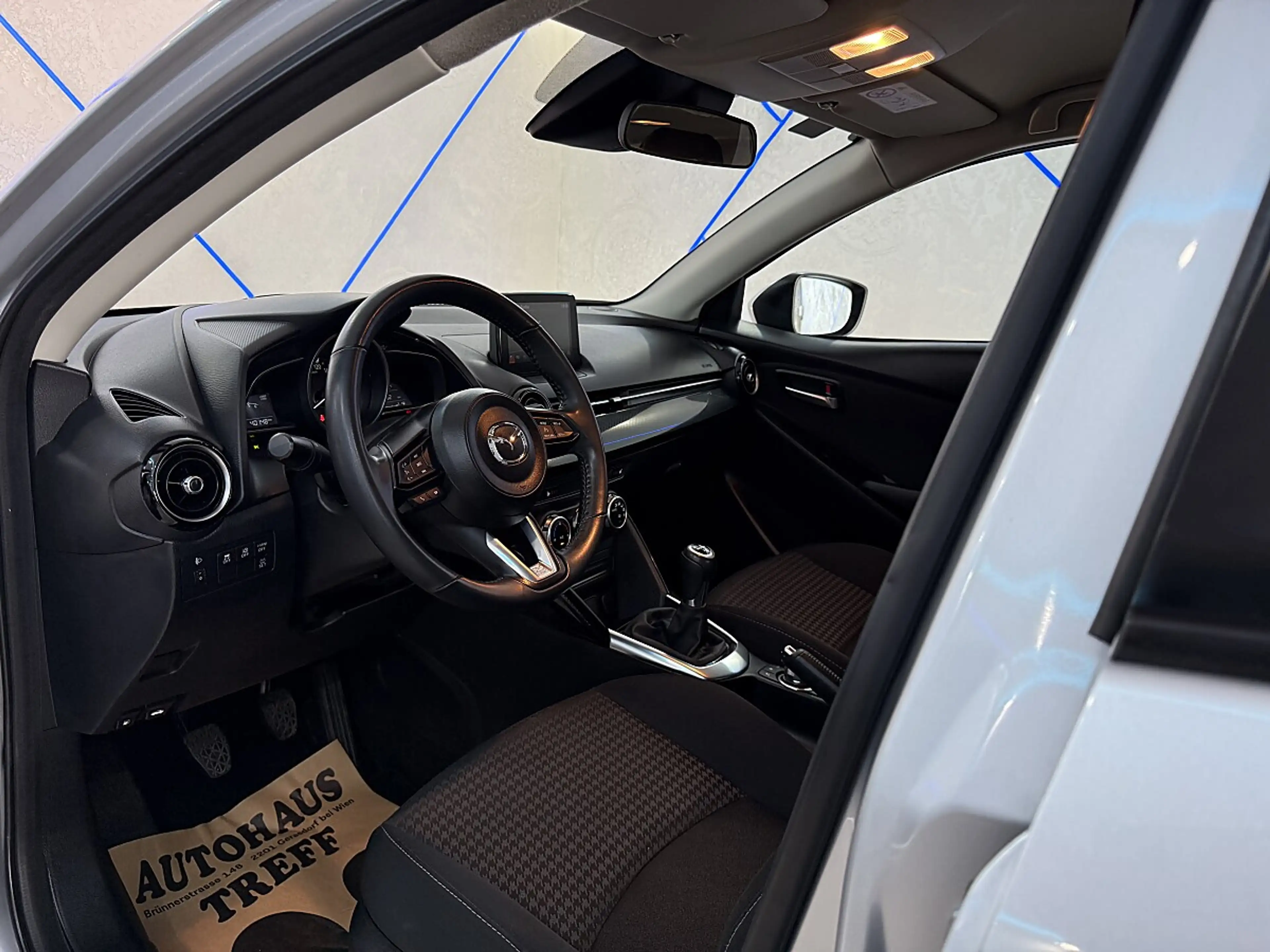 Mazda 2 Mazda2 G75 Takumi*PDC*TOTWINKEL*SPUR*SITZHEIZUN... — photo 10