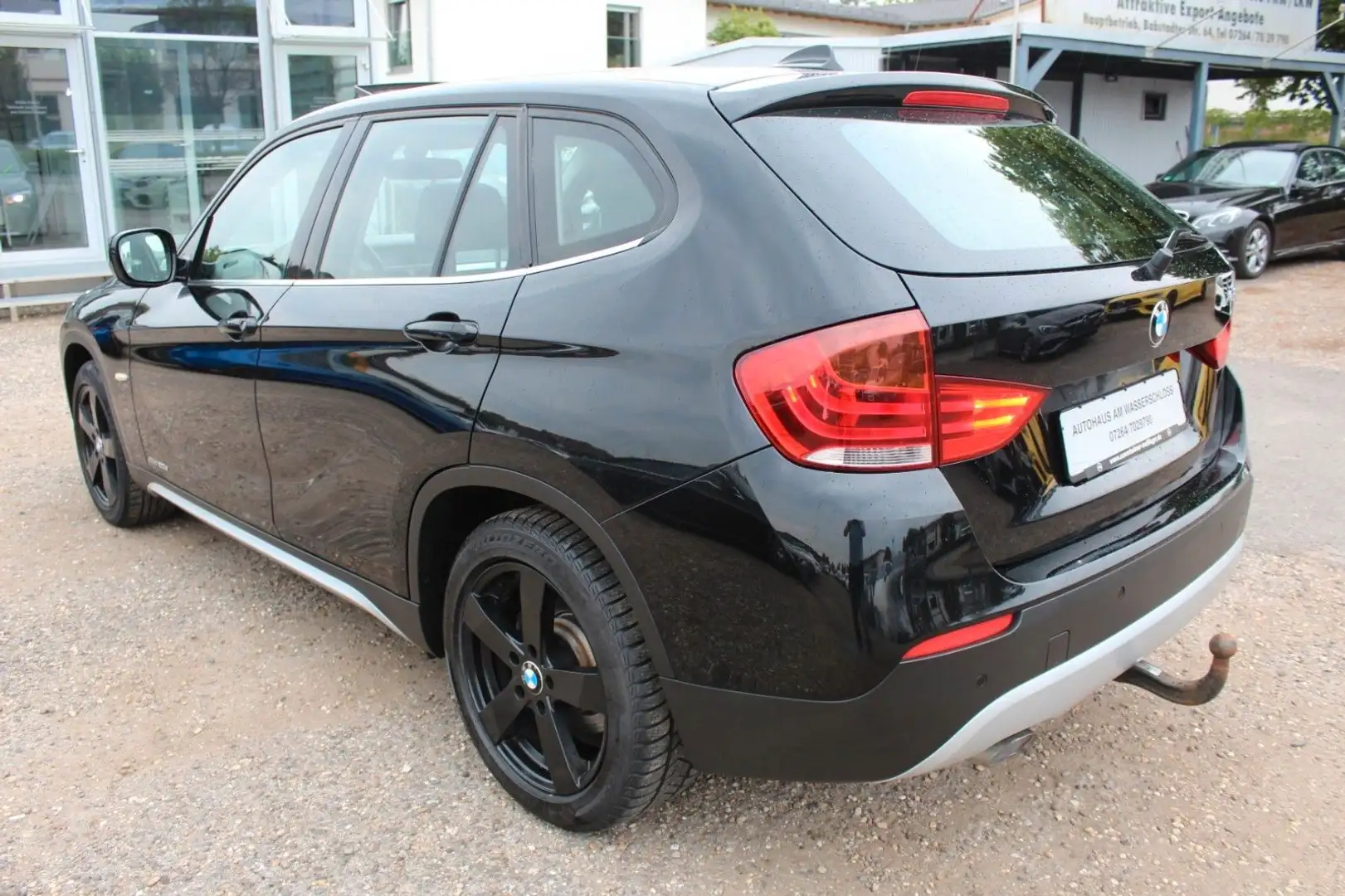 BMW X1 20 d sDrive*Bi-Xenon*Professional*PANO*8-fach Schwarz - 2