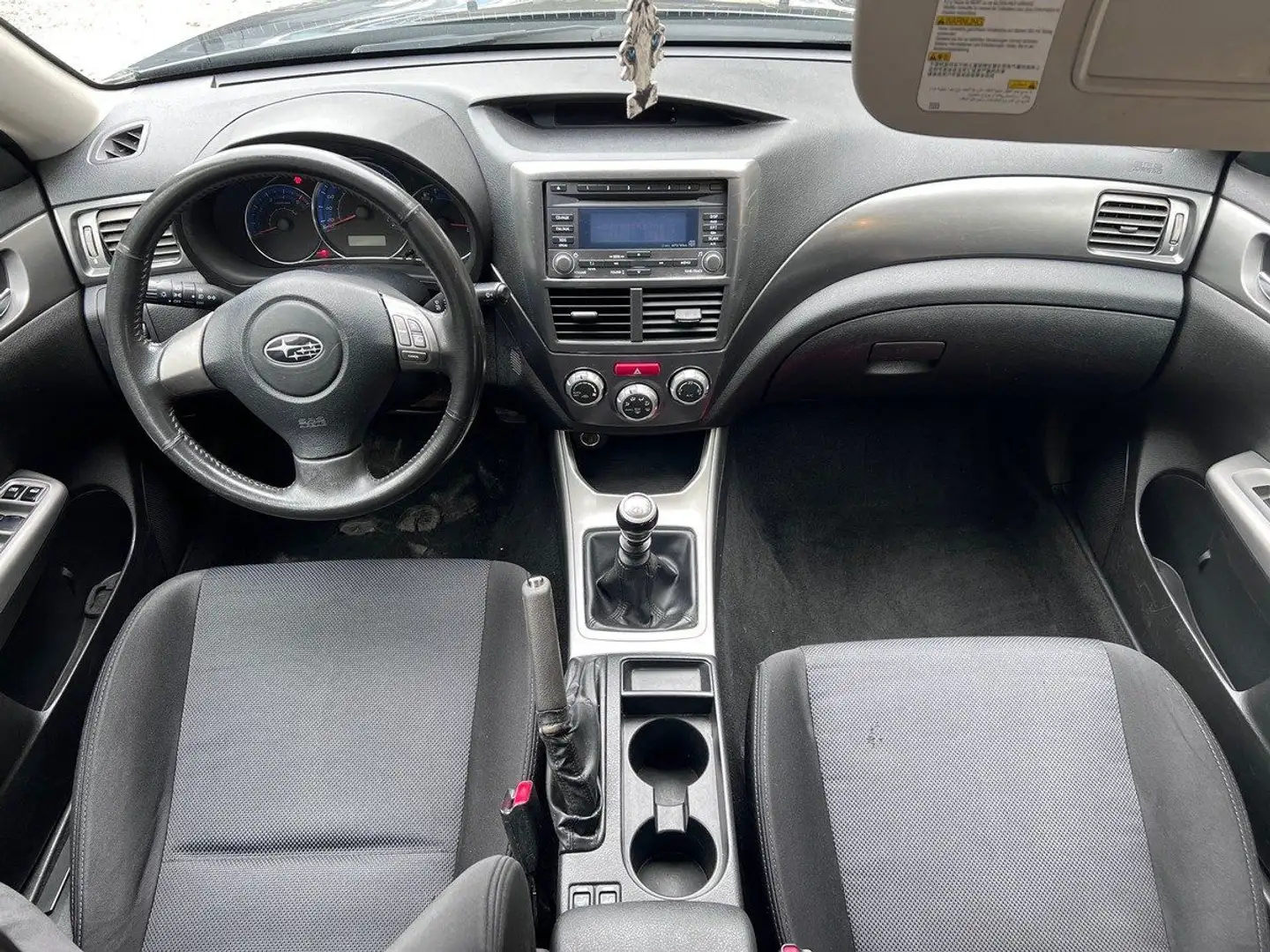 Subaru Impreza 2.0d 150CV Gris - 2