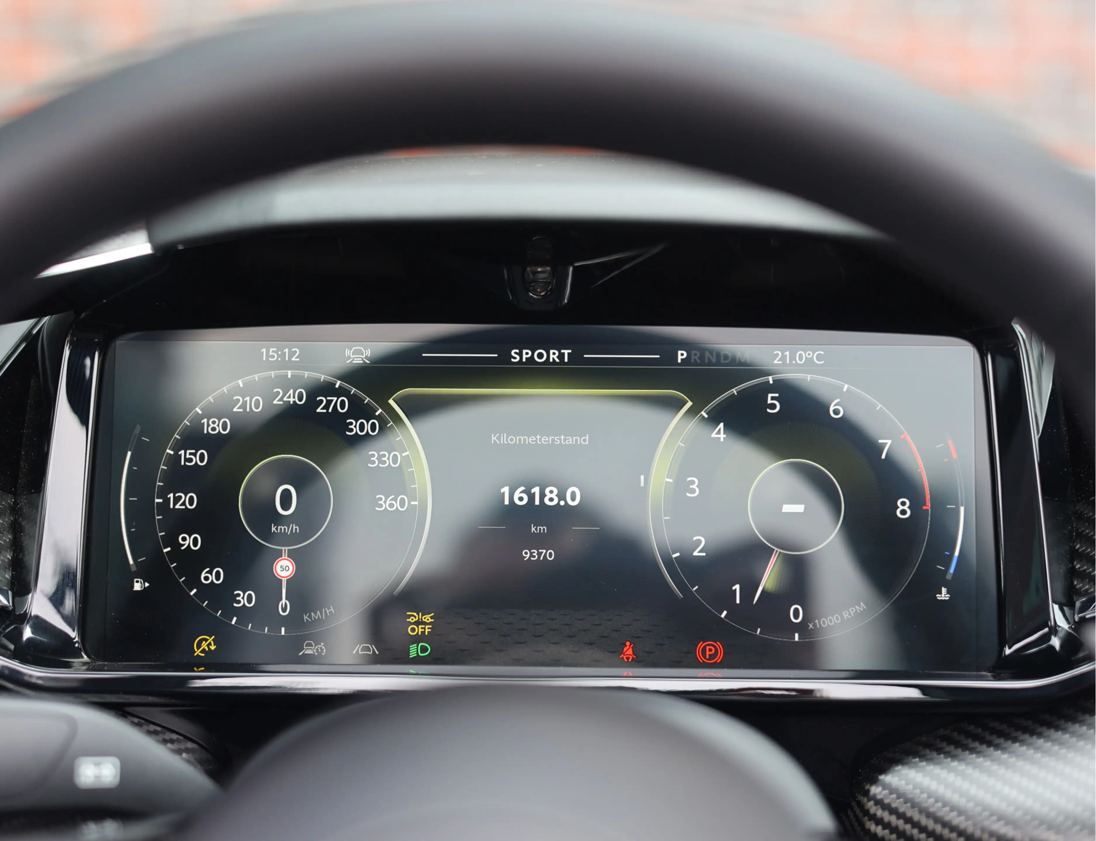 Aston Martin Vantage Roadster 4.0 V8 | Malachite - Bowers & Wilkins — photo 40