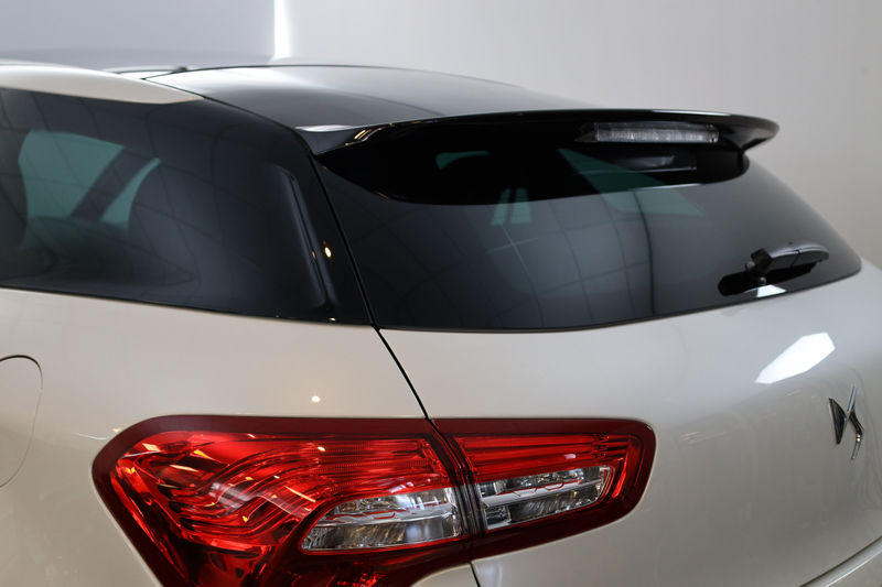DS Automobiles DS 5 e-THP 165 Chic Automaat-6 18" | Camera | Head-Up e — photo 14