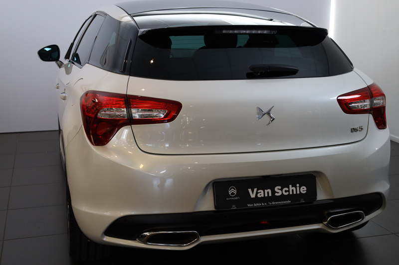 DS Automobiles DS 5 e-THP 165 Chic Automaat-6 18" | Camera | Head-Up e — photo 12
