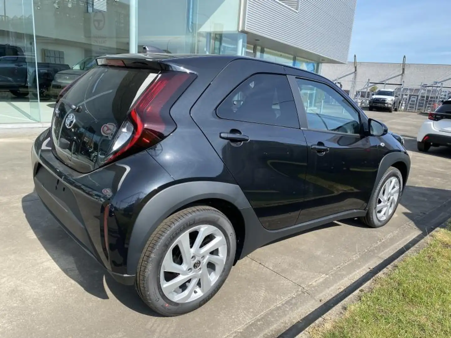 Toyota Aygo X Active Noir - 2