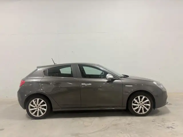 Alfa Romeo Giulietta 1.4 T Leer Navi Clima 170pk Cruise C.