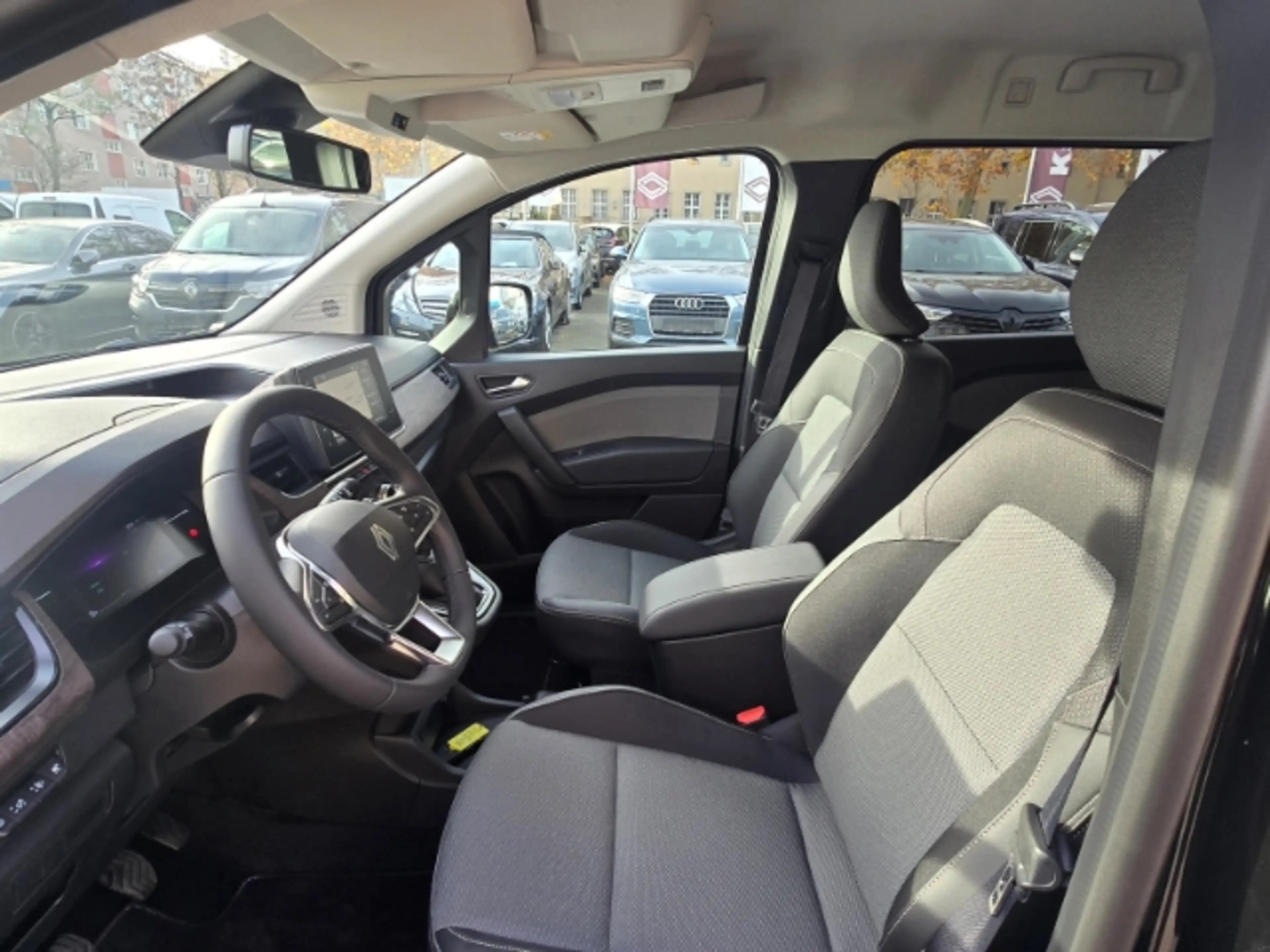 Renault Kangoo III Techno 1.3 TCe130 7 Sitzer — photo 7