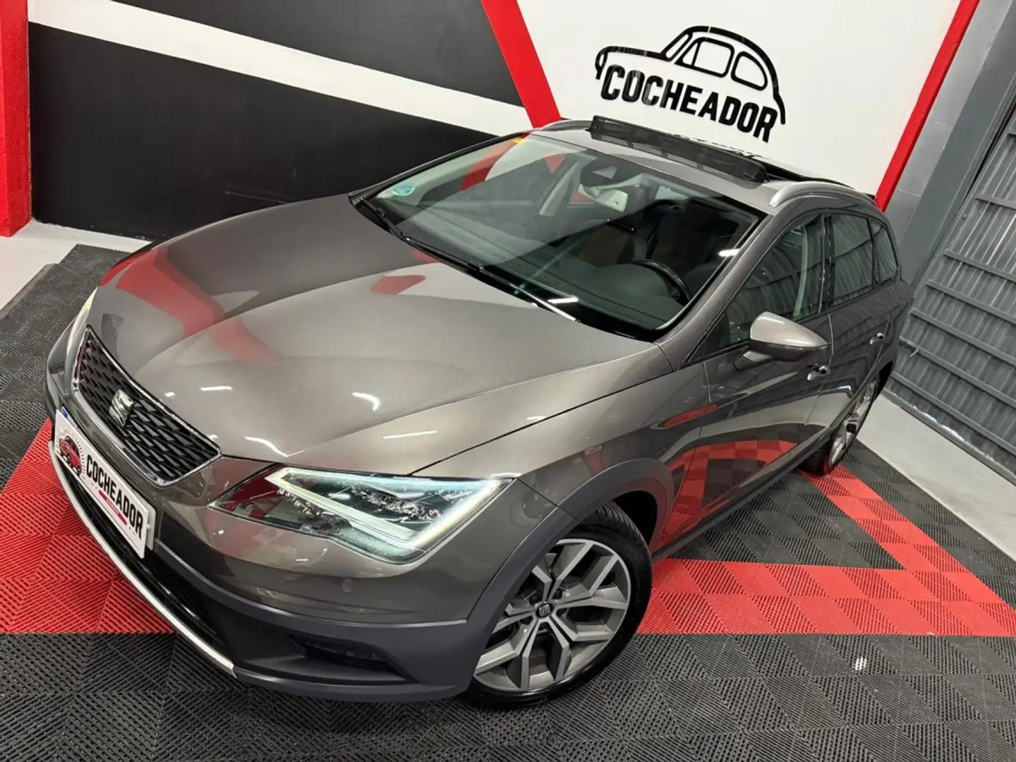 SEAT Leon 2.0TDI CR S&S 4Drive 150 Gris - 2