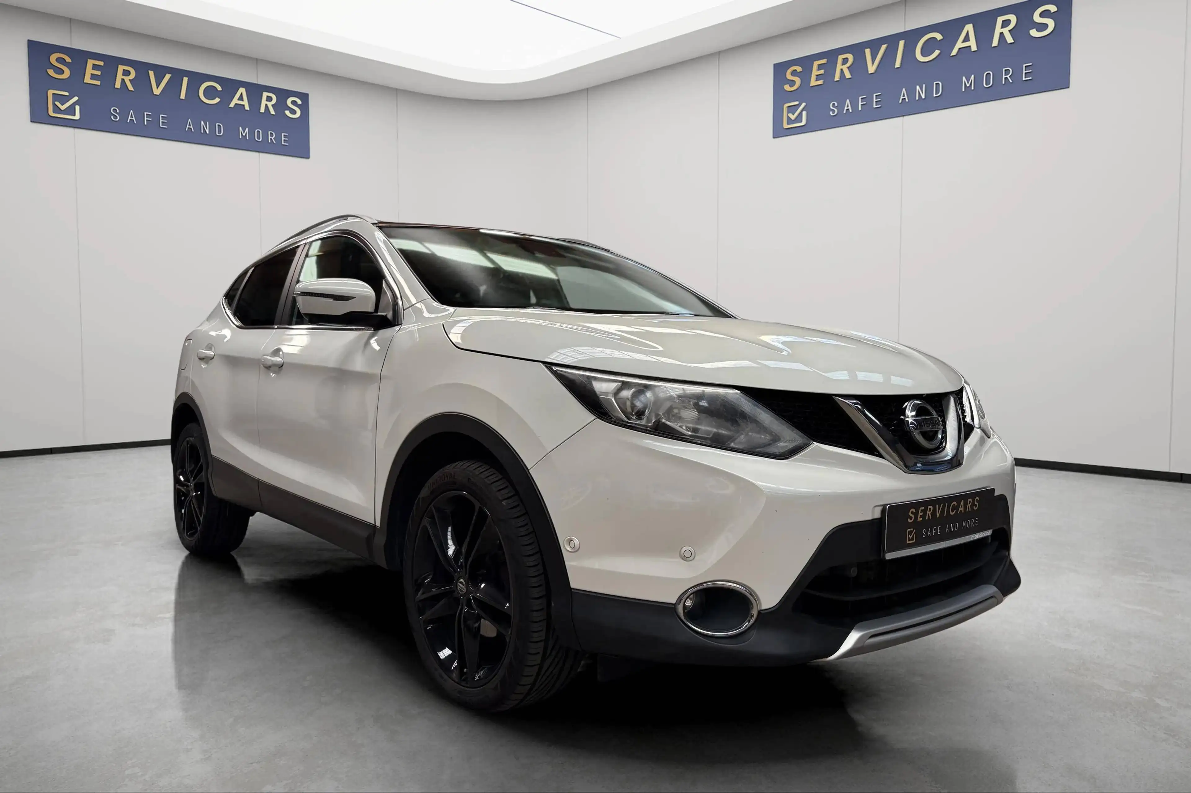 Nissan Qashqai 1.6 dCi 2WD Black Edition Xtronic /@SERVICARS WAREMME / 1ER PROP / TOIT PANO / GARANTIE 12-24-36 MOIS — photo 4