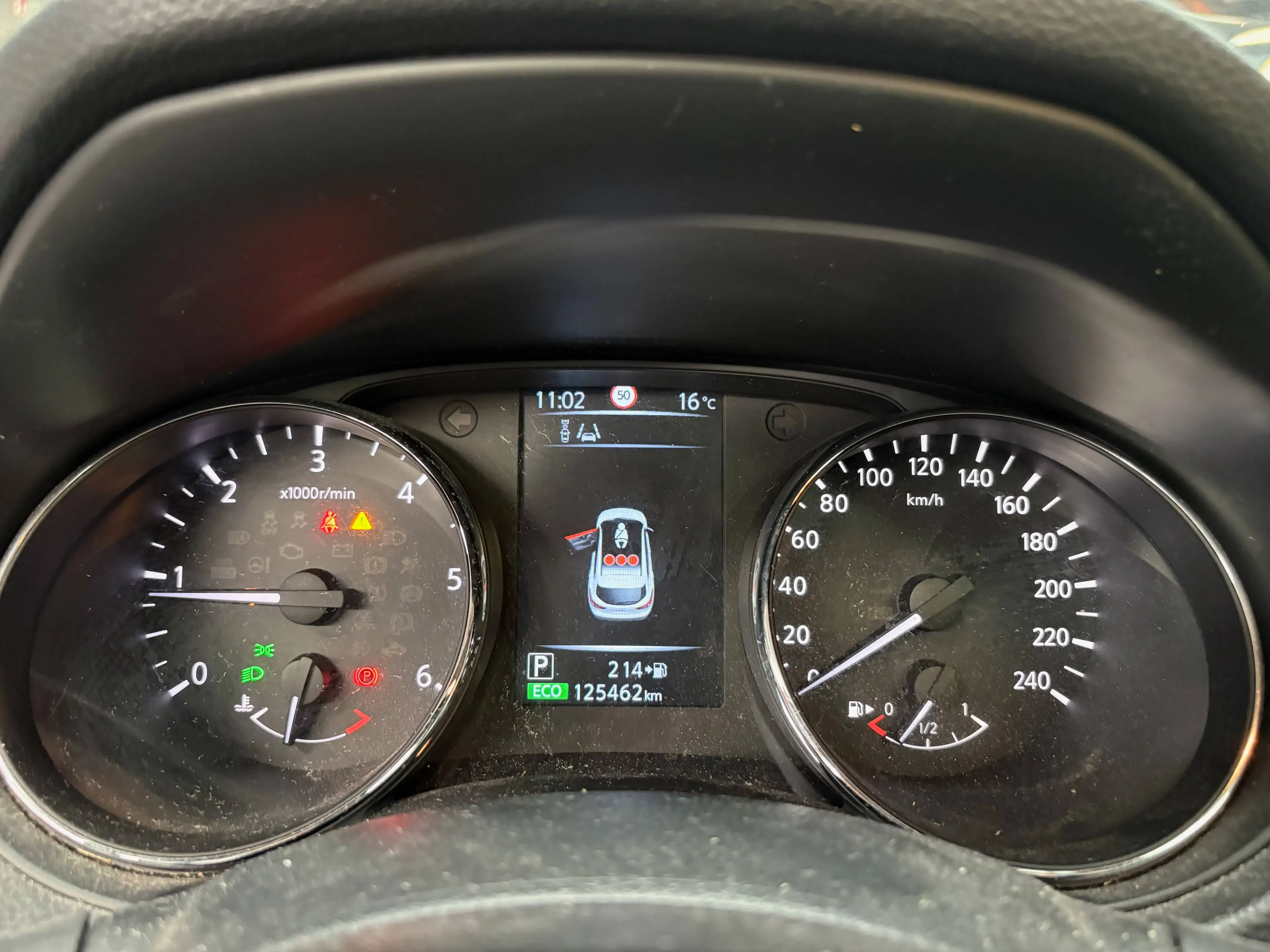 Nissan Qashqai 1.6 dCi 2WD Black Edition Xtronic /@SERVICARS WAREMME / 1ER PROP / TOIT PANO / GARANTIE 12-24-36 MOIS — photo 13