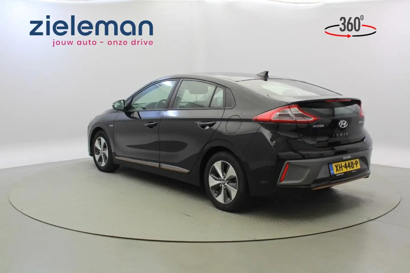 Hyundai IONIQ Comfort - Carplay, Camera, SOH 100% Černá - 2