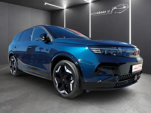 Opel Grandland Electric AWD GS 73 kWh WÄRMEPUMPE+LED+RADAR Ansicht 3