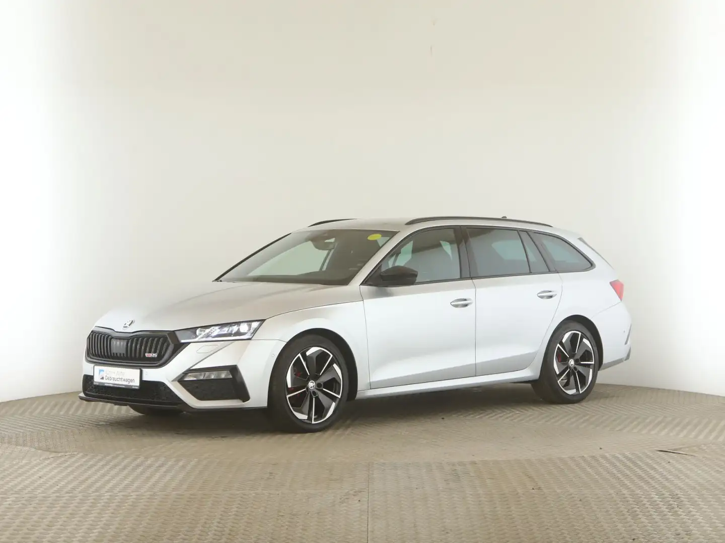 Skoda Octavia Combi 2.0 TDI RS 4x4 *LED*RFK*Navi*Apple Zilver - 2