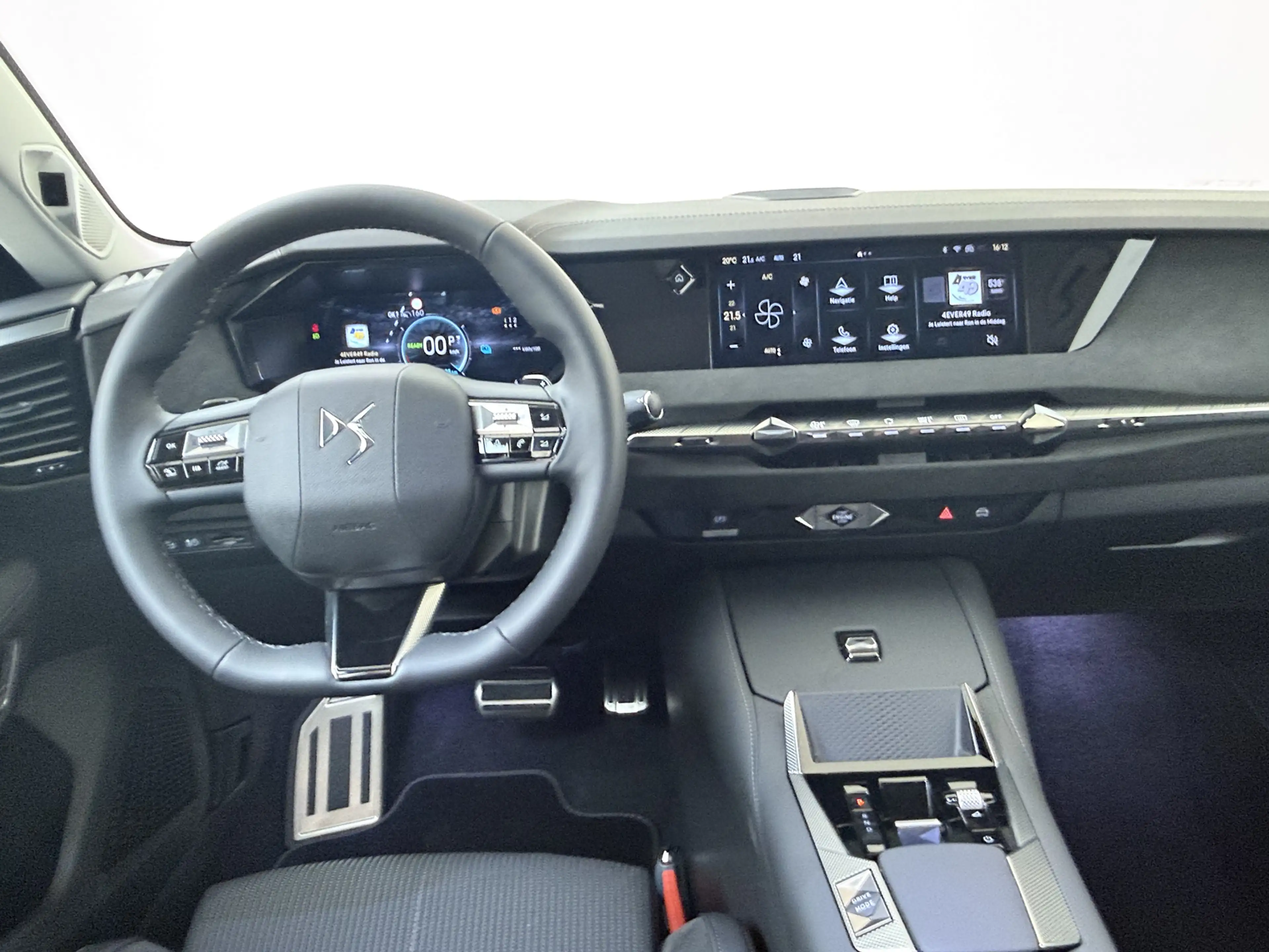 DS Automobiles DS 4 No E-Tense Etoile Absolute Tech Pack 58.3 kWh | Wa — photo 6