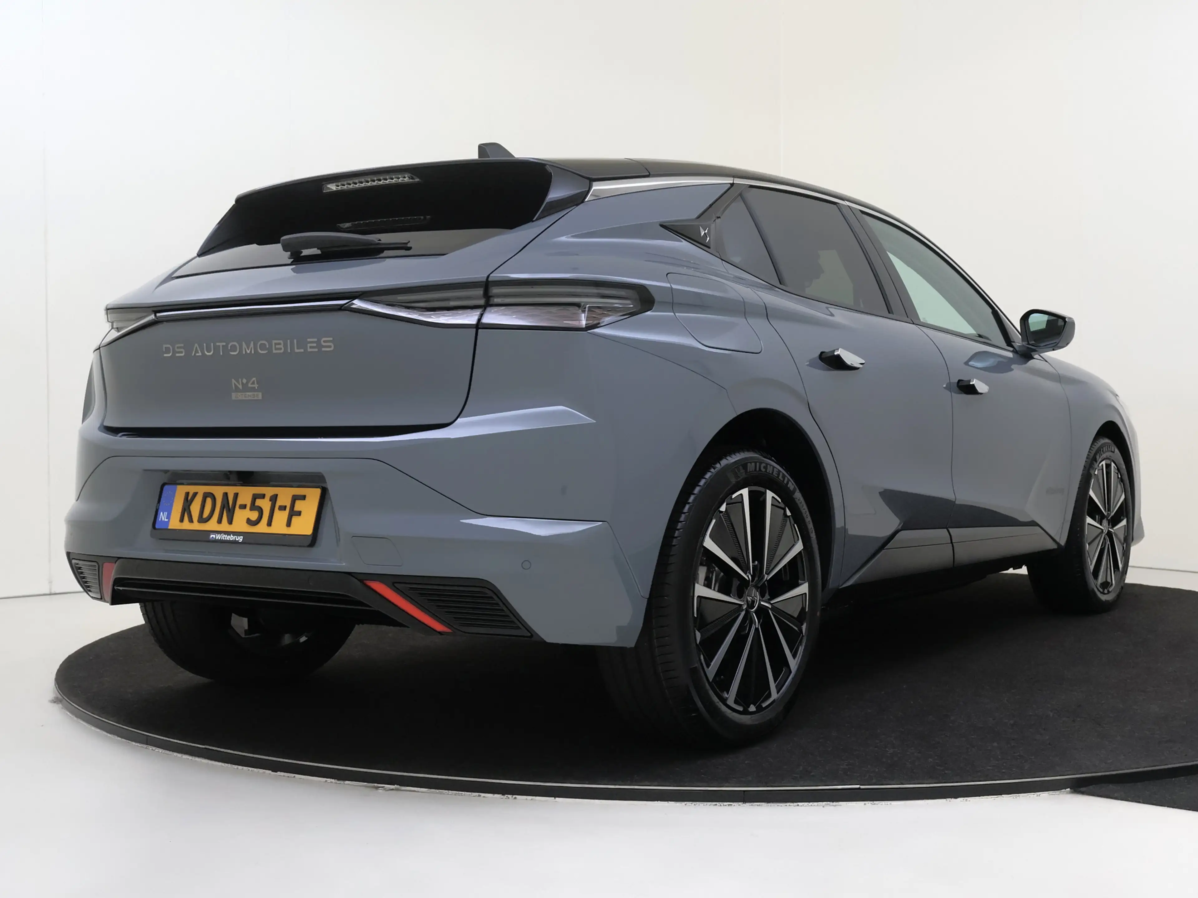 DS Automobiles DS 4 No E-Tense Etoile Absolute Tech Pack 58.3 kWh | Wa — photo 5