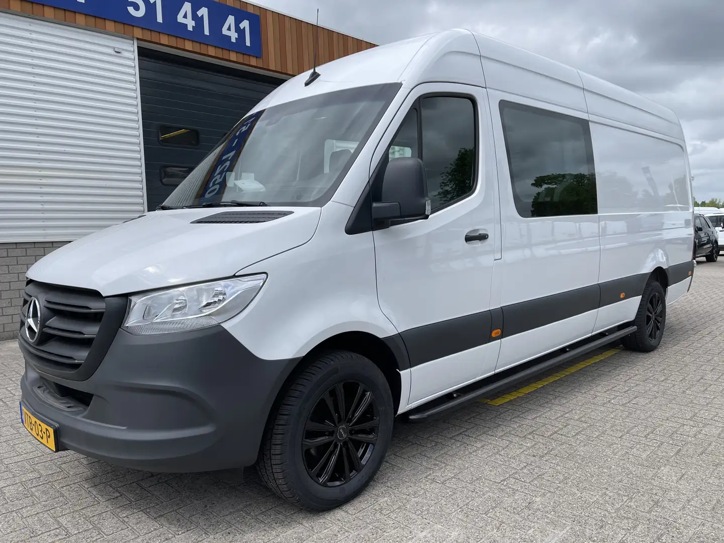 Mercedes-Benz Sprinter 317 1.9 CDI 170pk L3H2 RWD / luxe DC 5 persoons / Wit - 2