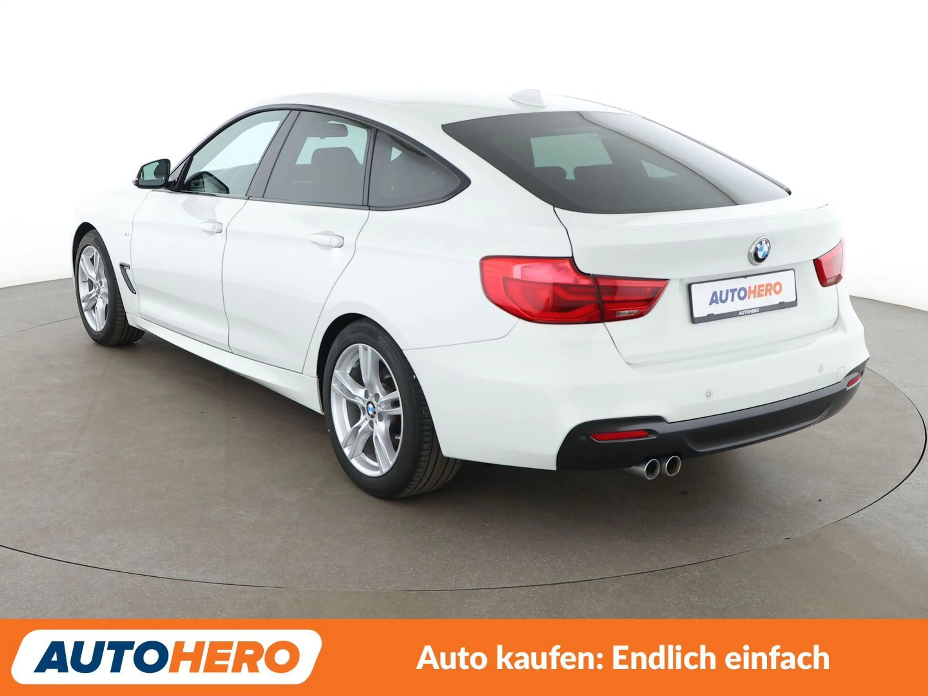 BMW 325 325d GT M Sport Aut.*NAVI*LED*HUD*ACC*PDC*SHZ* — photo 4