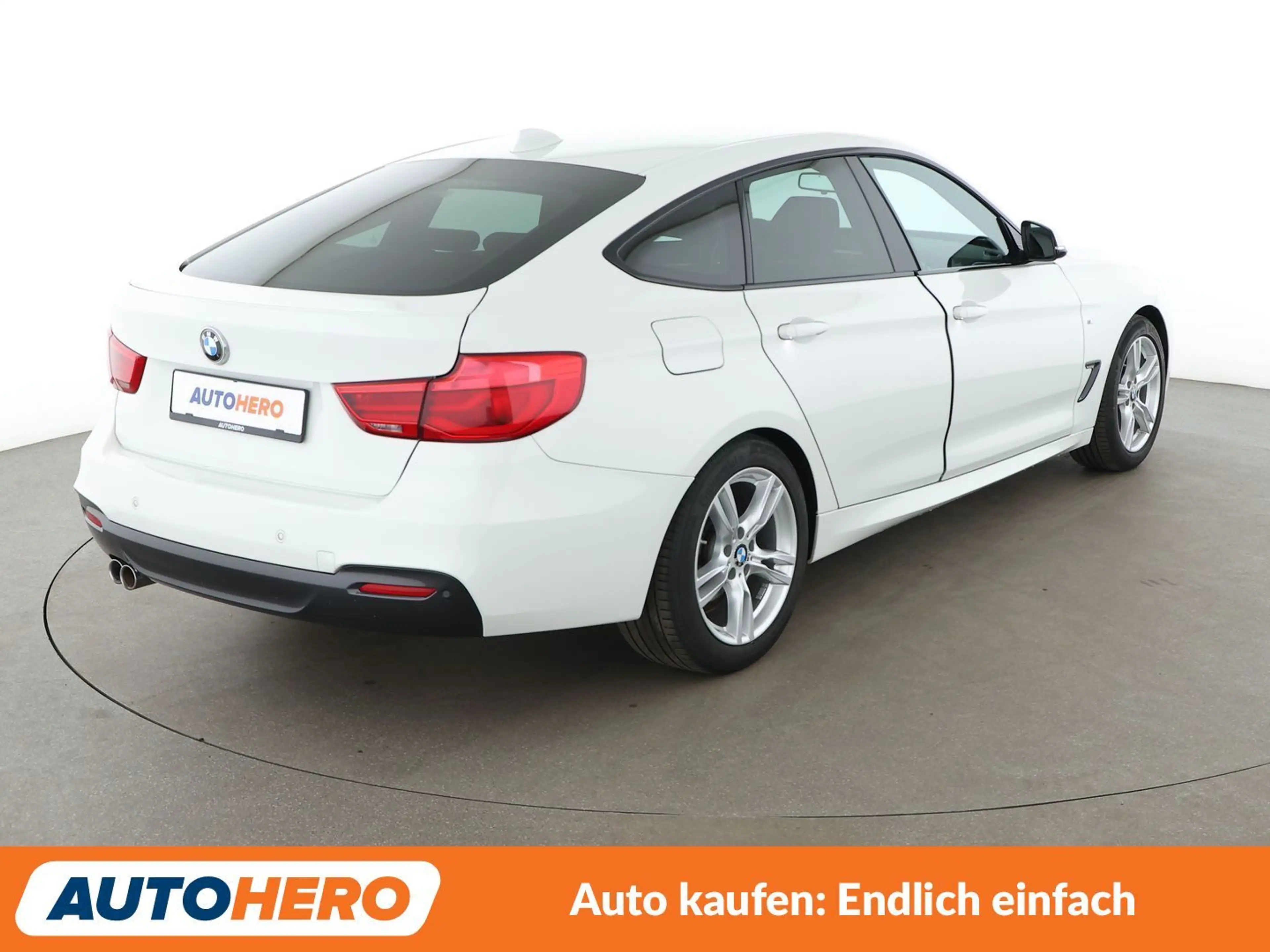 BMW 325 325d GT M Sport Aut.*NAVI*LED*HUD*ACC*PDC*SHZ* — photo 6