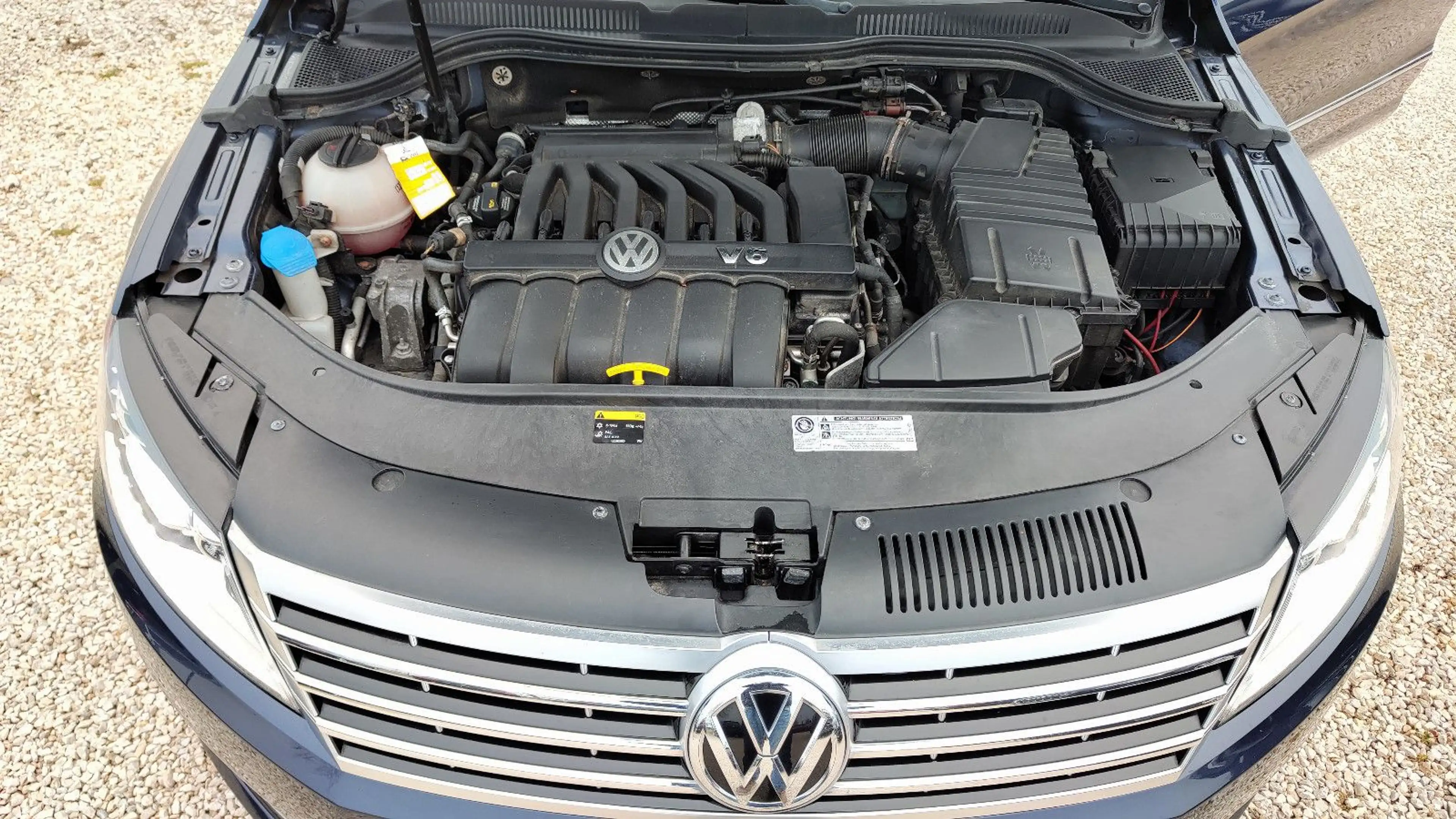 Volkswagen CC 3.6-V6 4Motion Xenon* Leder* Navi* 19-Zoll* — photo 25