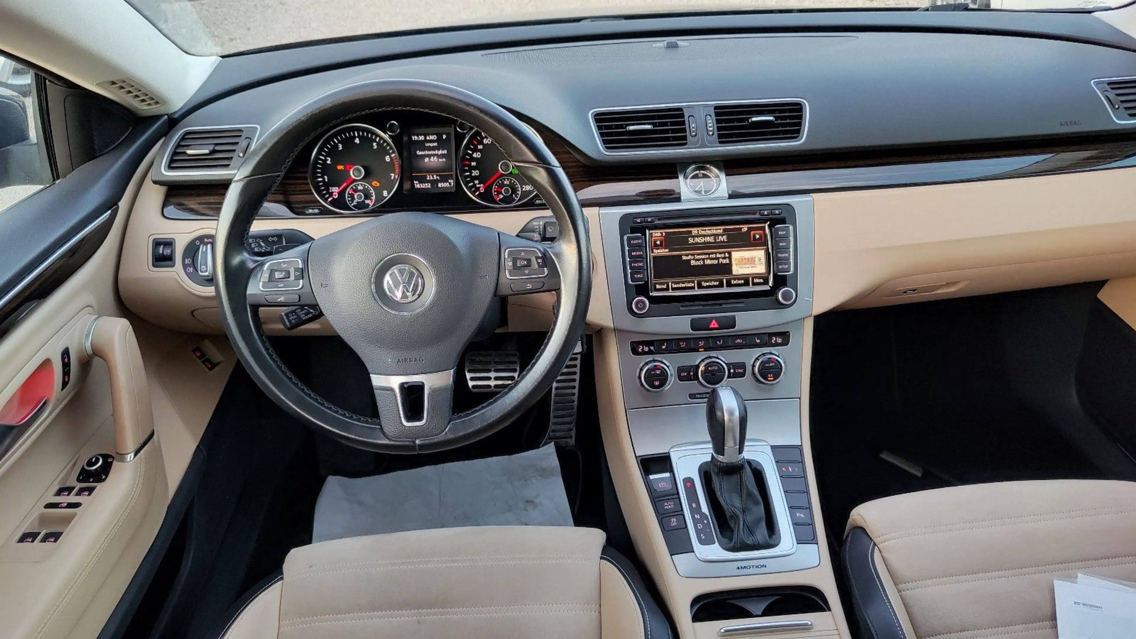Volkswagen CC 3.6-V6 4Motion Xenon* Leder* Navi* 19-Zoll* — photo 31