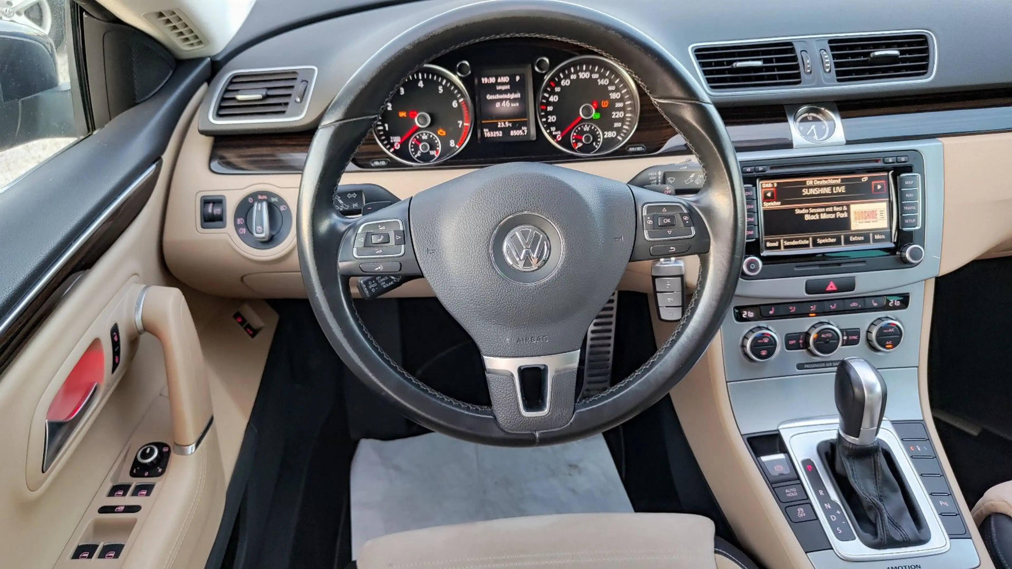 Volkswagen CC 3.6-V6 4Motion Xenon* Leder* Navi* 19-Zoll* — photo 32