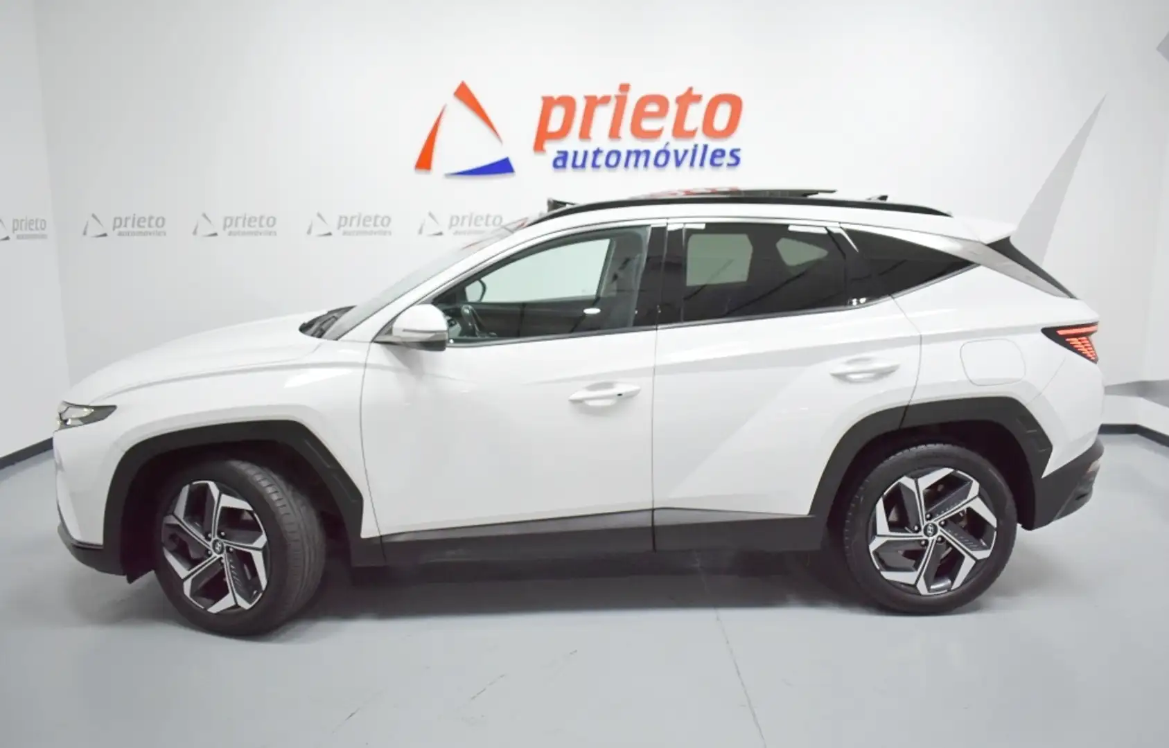 Hyundai TUCSON 1.6 TGDI HEV Tecno Sky AT Blanco - 2