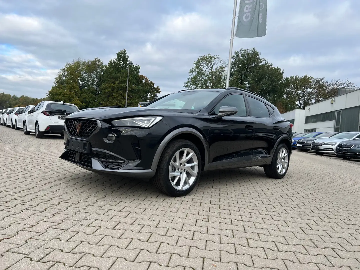 CUPRA Formentor 1.5 TSI LED Navi ACC Sitzh. Kamera DAB Zwart - 1