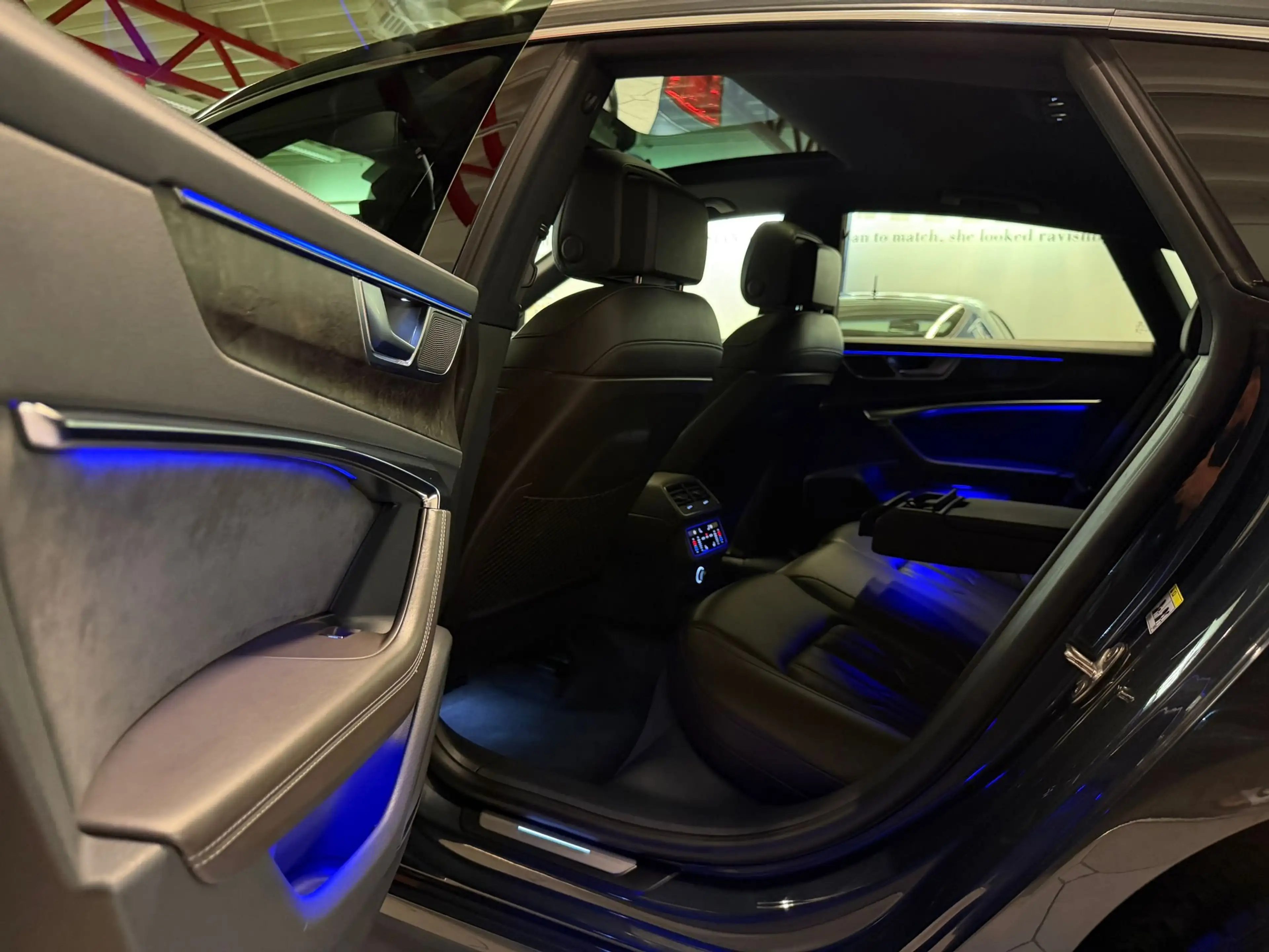 Audi A7 50 basis TDI quattro Panorama — photo 14