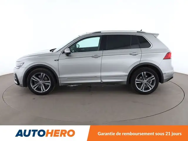 Volkswagen Tiguan view 3
