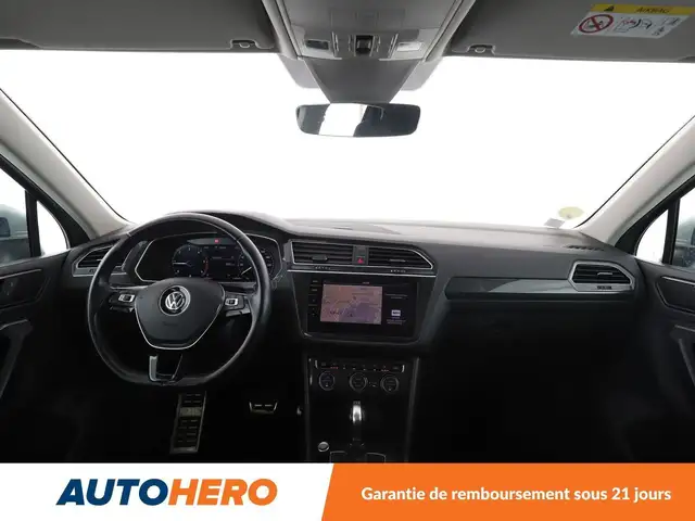 Volkswagen Tiguan view 13