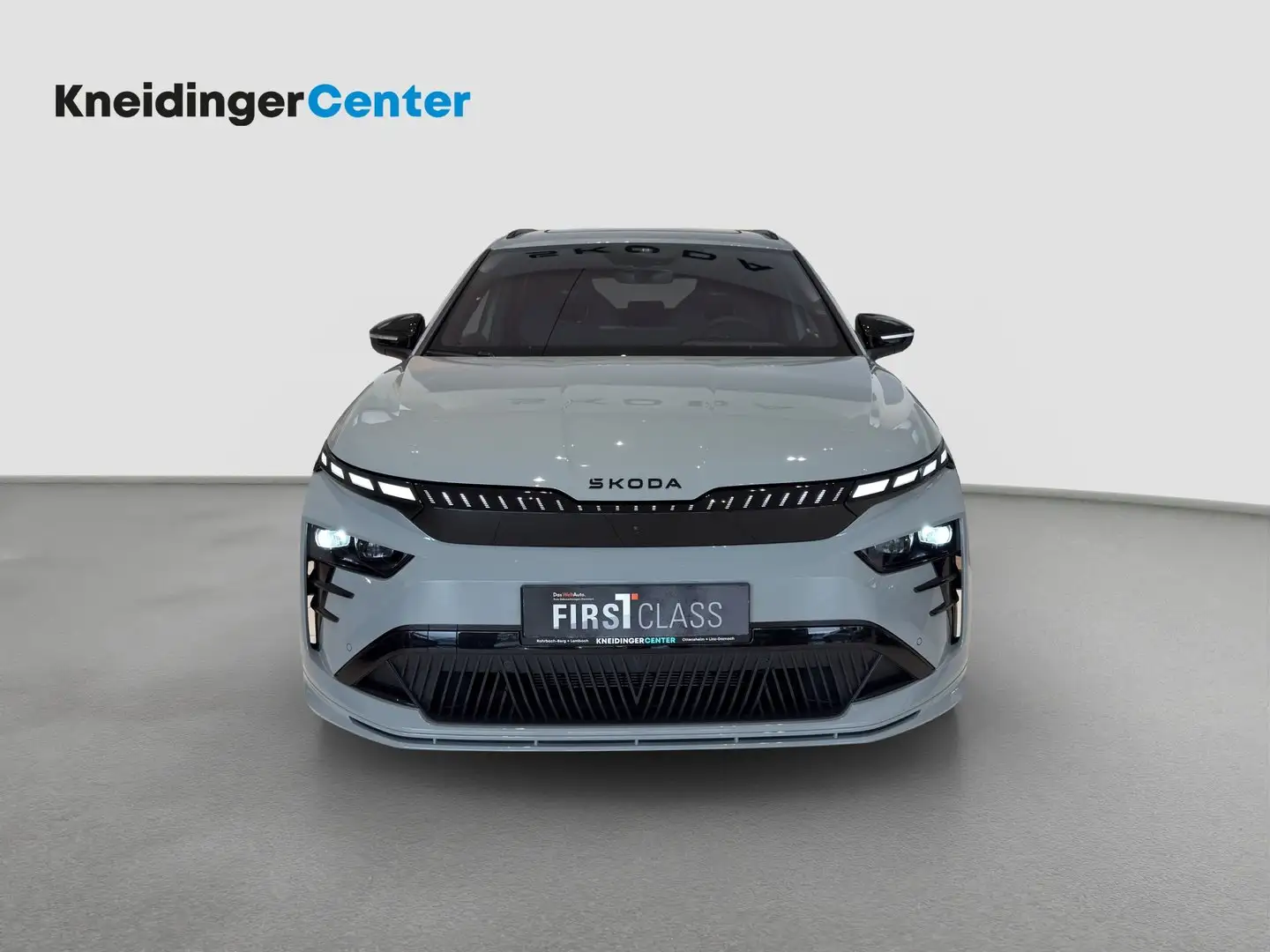 Skoda Enyaq RS Grau - 2