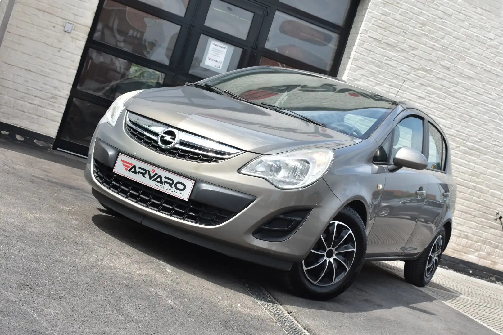 Opel Corsa 1.4i Edition / Verw Zetels / Airco / Garantie Bronze - 1