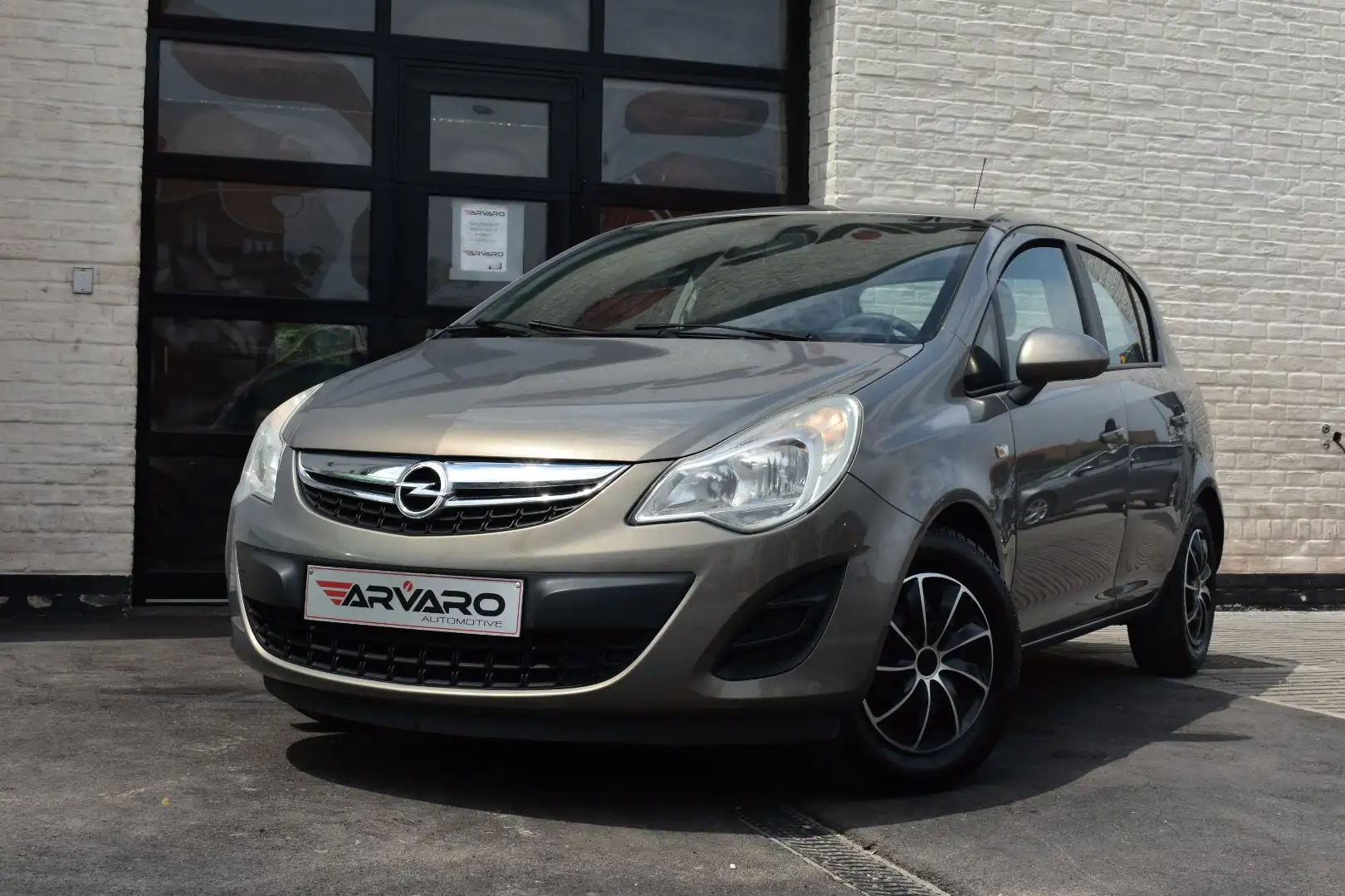 Opel Corsa 1.4i Edition / Verw Zetels / Airco / Garantie Bronze - 2